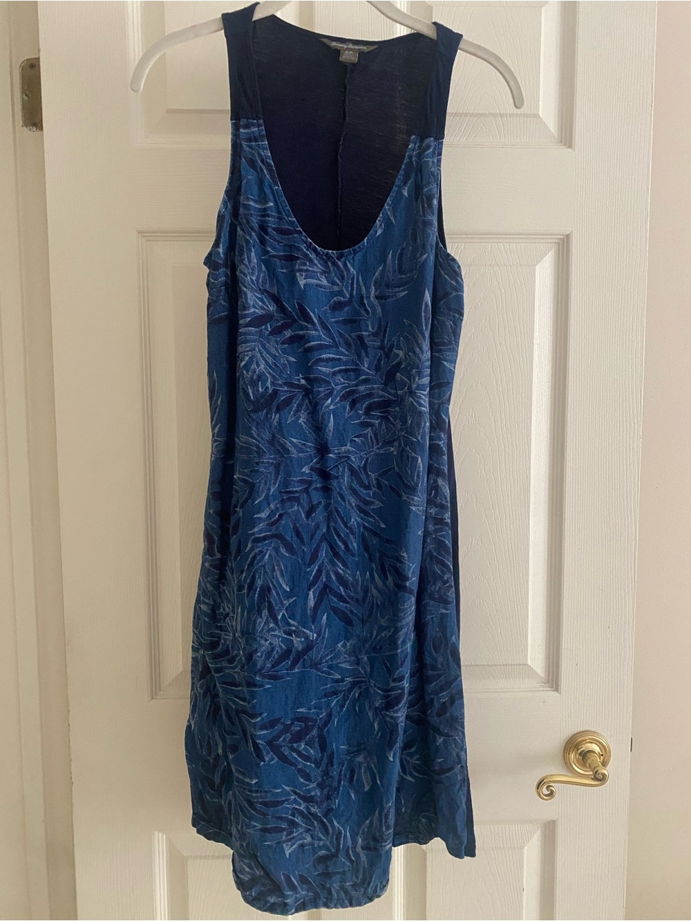 Tommy Bahama Blue Leaf-Print Sleeveless Dress